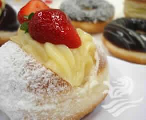 Sonhos Recheados E Decorados (Receita Principal)