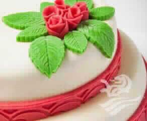 Pasta Tipo Americana Com Fondant E Leite Em Pó